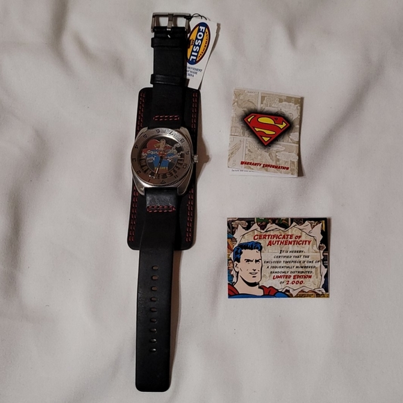 Limited Edition Brand New Fossil Superman Watch - Picture 2 of 7